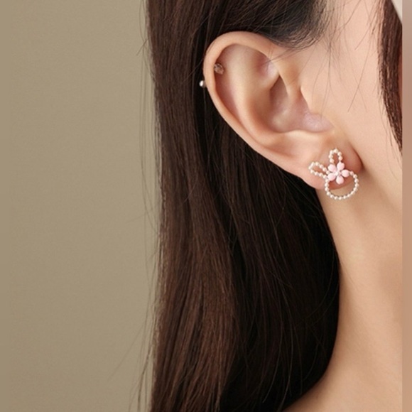 Jewelry - Bunny Pearl Flower Cute Stud Earrings